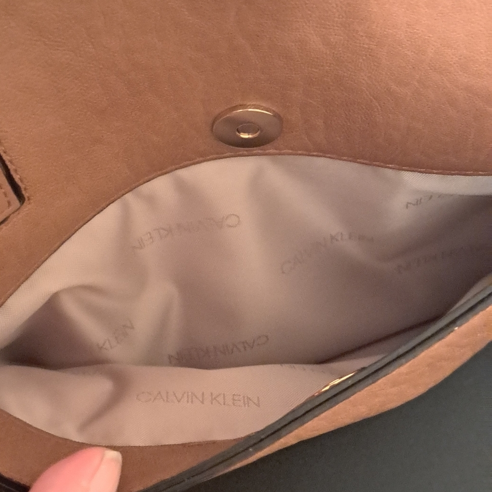 Calvin Klein Elaine Vegan Leather Sachel Bag NWT - Picture 4 of 9